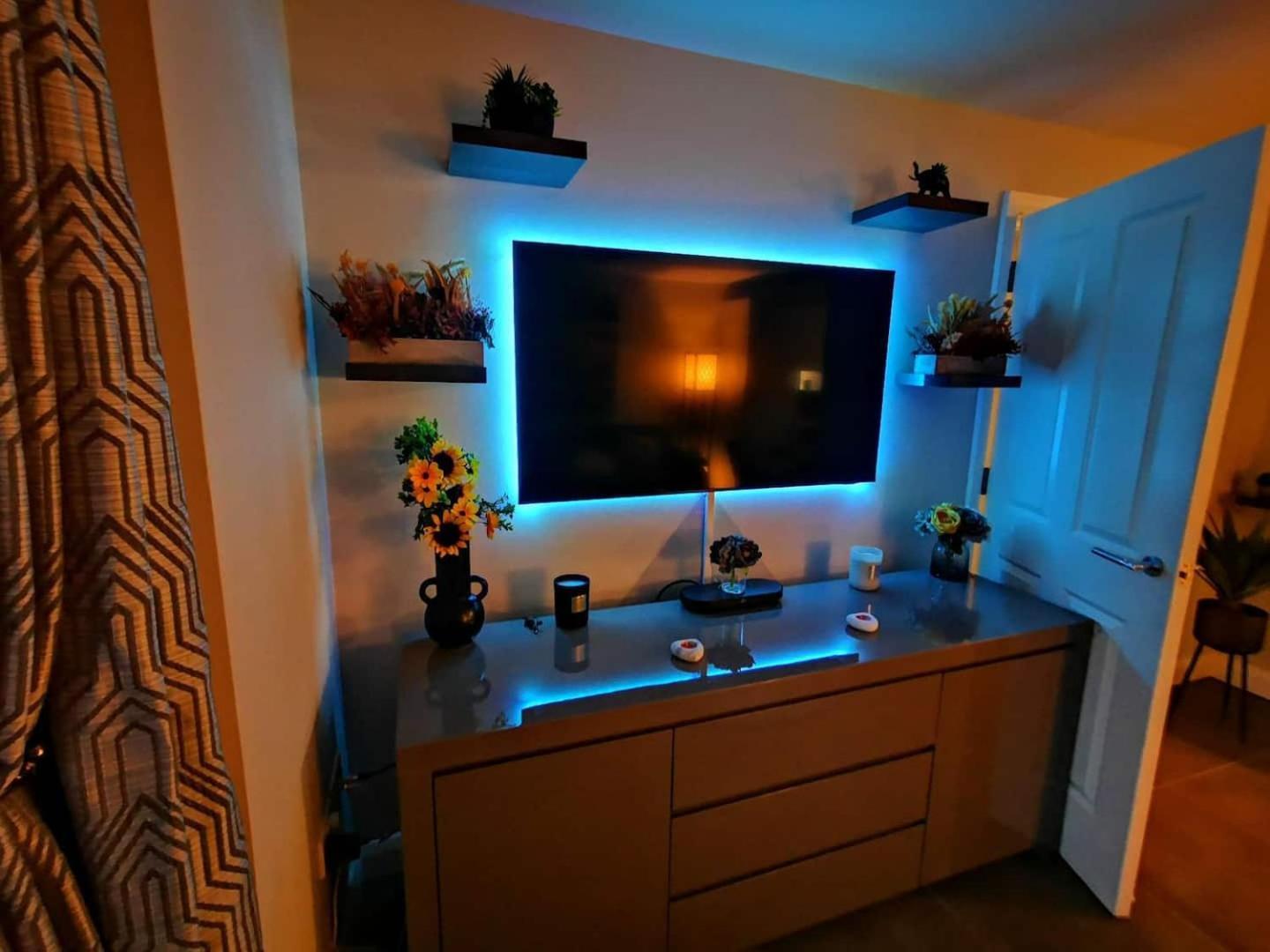 Belfast Central 2 Bedroom Luxurious Modern Stay Exterior photo